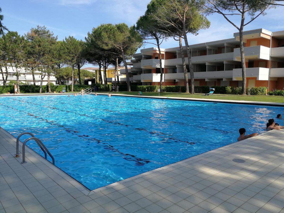 Residence Solarium Bibione Exterior foto